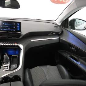 Foto inzerátu Peugeot 5008 1.5 BlueHDi