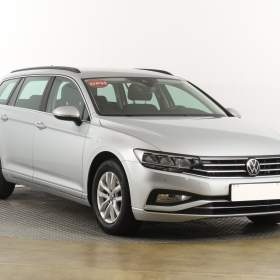 Foto inzerátu Volkswagen Passat 2.0 TDI