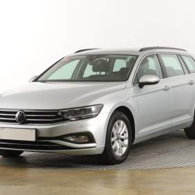Foto inzerátu Volkswagen Passat 2.0 TDI