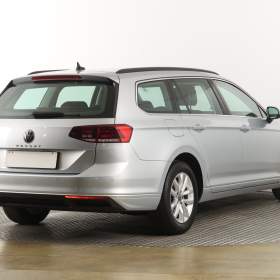 Foto inzerátu Volkswagen Passat 2.0 TDI