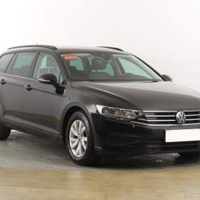 Foto inzerátu Volkswagen Passat 2.0 TDI