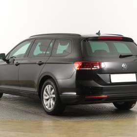 Foto inzerátu Volkswagen Passat 2.0 TDI