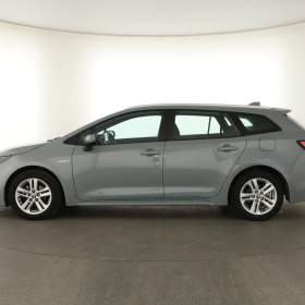 Foto inzerátu Toyota Corolla 1.8 Hybrid