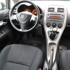 Foto inzerátu Toyota Auris 1.6 Dual VVT-i