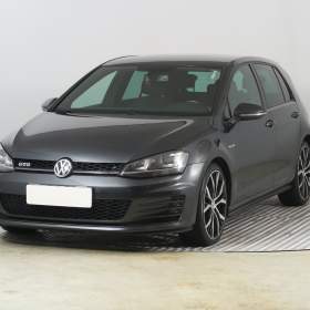 Foto inzerátu Volkswagen Golf 2.0 TDI GTD
