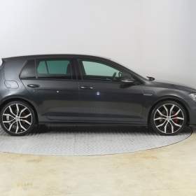 Foto inzerátu Volkswagen Golf 2.0 TDI GTD