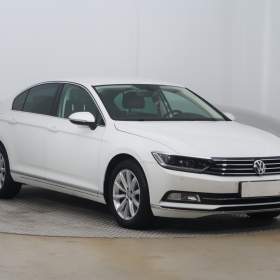 Volkswagen Passat 2.0 TDI / 19618275
