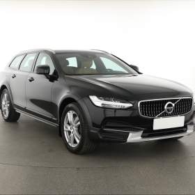 Volvo V90 Cross Country D4 2.0 AWD / 19618627