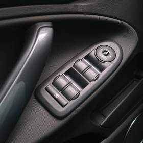 Foto inzerátu Ford Kuga 2.0 TDCi