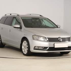 Volkswagen Passat 2.0 TDI / 19618726