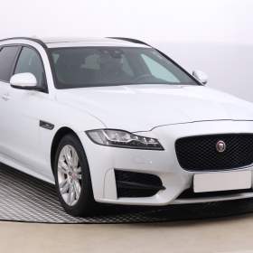 Jaguar XF 25d AWD / 19618740