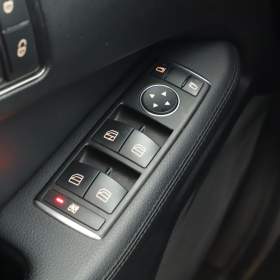 Foto inzerátu Mercedes-Benz Třídy E E 250 CDI 4MATIC