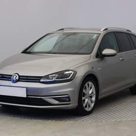 Foto inzerátu Volkswagen Golf 1.5 TSI