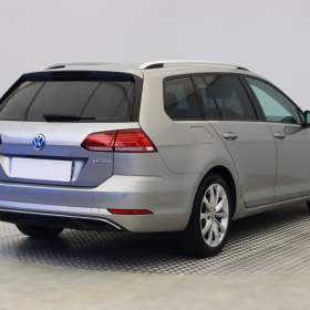 Foto inzerátu Volkswagen Golf 1.5 TSI