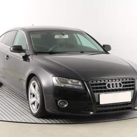 Fotka k inzerátu Audi A5 2.7 TDI / 19556921