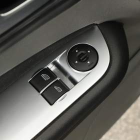 Foto inzerátu Ford Focus 1.6 16V