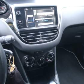 Foto inzerátu Peugeot 208 1.4 HDI