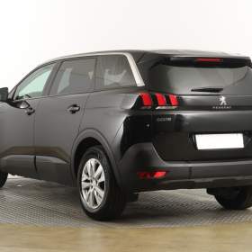 Foto inzerátu Peugeot 5008 1.5 BlueHDi