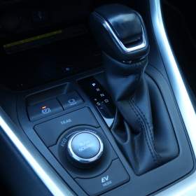 Foto inzerátu Toyota Rav4 2.5 Hybrid