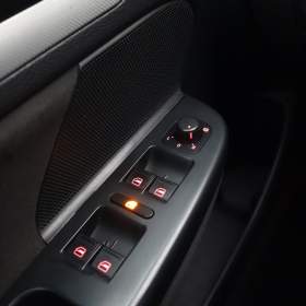 Foto inzerátu Volkswagen Golf 1.4 TSI