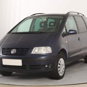 Foto inzerátu Volkswagen Sharan 2.0