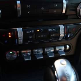 Foto inzerátu Ford Mustang GT V8 5.0