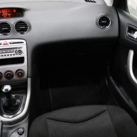 Foto inzerátu Peugeot 308 1.6 HDi