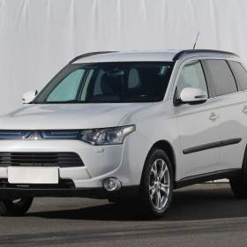 Foto inzerátu Mitsubishi Outlander 2.2 DI-D