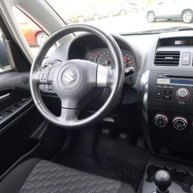Foto inzerátu Suzuki SX4 1.6 VVT