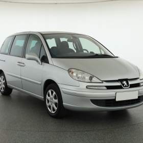 Peugeot 807 2.2 HDI / 19620516