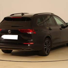 Foto inzerátu Volkswagen Golf 1.5 eTSI