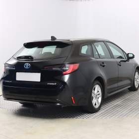 Foto inzerátu Toyota Corolla 1.8 Hybrid