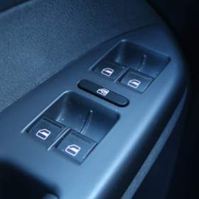 Foto inzerátu Volkswagen Touran 1.6 TDI