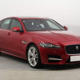 Foto inzerátu Jaguar XF 20d AWD