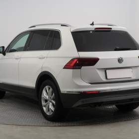 Foto inzerátu Volkswagen Tiguan 2.0 TDI