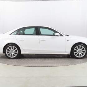 Foto inzerátu Audi A4 2.0 TDI