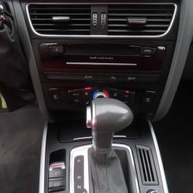 Foto inzerátu Audi A4 2.0 TDI