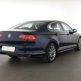 Foto inzerátu Volkswagen Passat 2.0 TDI