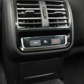 Foto inzerátu Volkswagen Passat 2.0 TDI