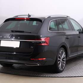 Foto inzerátu Škoda Superb iV 1.4 TSI PHEV