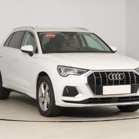 Audi Q3 45 TFSI / 19625593