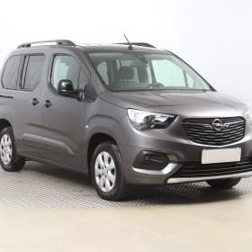 Fotka k inzerátu Opel Combo 1.2 Turbo / 19620454