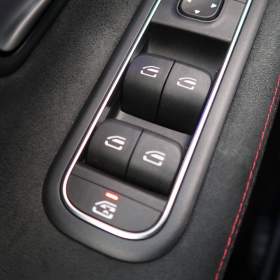 Foto inzerátu Mercedes-Benz CLA 250 e