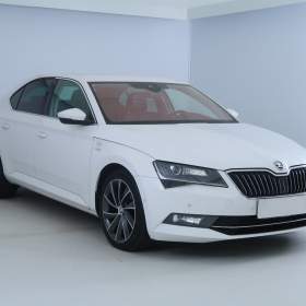 Škoda Superb 2.0 TSI / 19626121