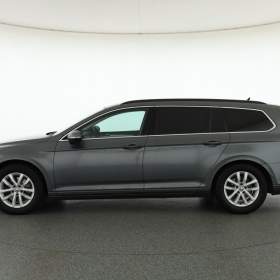 Foto inzerátu Volkswagen Passat 2.0 TDI