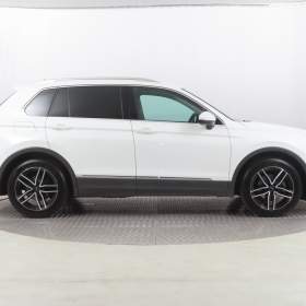 Foto inzerátu Volkswagen Tiguan 2.0 TDI