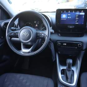 Foto inzerátu Toyota Yaris 1.5 VVT-i Hybrid