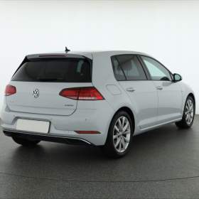 Foto inzerátu Volkswagen Golf 1.5 TSI
