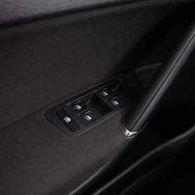 Foto inzerátu Volkswagen Golf 1.5 TSI