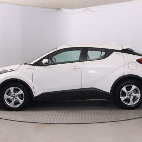 Foto inzerátu Toyota C-HR 1.8 Hybrid